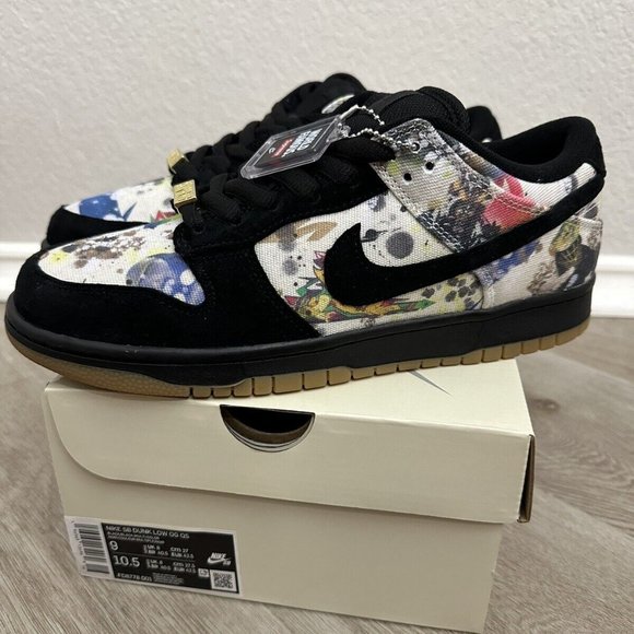 Size Nike SB Dunk Low x Supreme Rammellzee